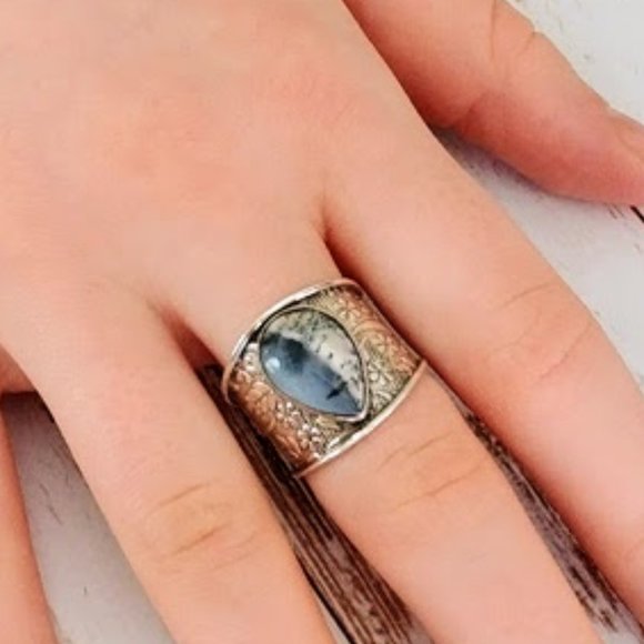 Artisan Merlinite Dendritic Opal Ring - Picture 5 of 8